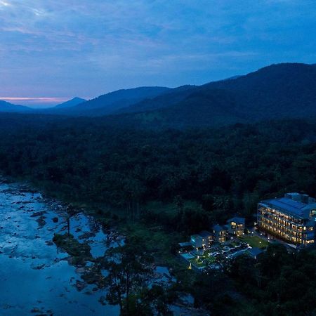 Niraamaya Retreats Samroha Athirappilly Kültér fotó