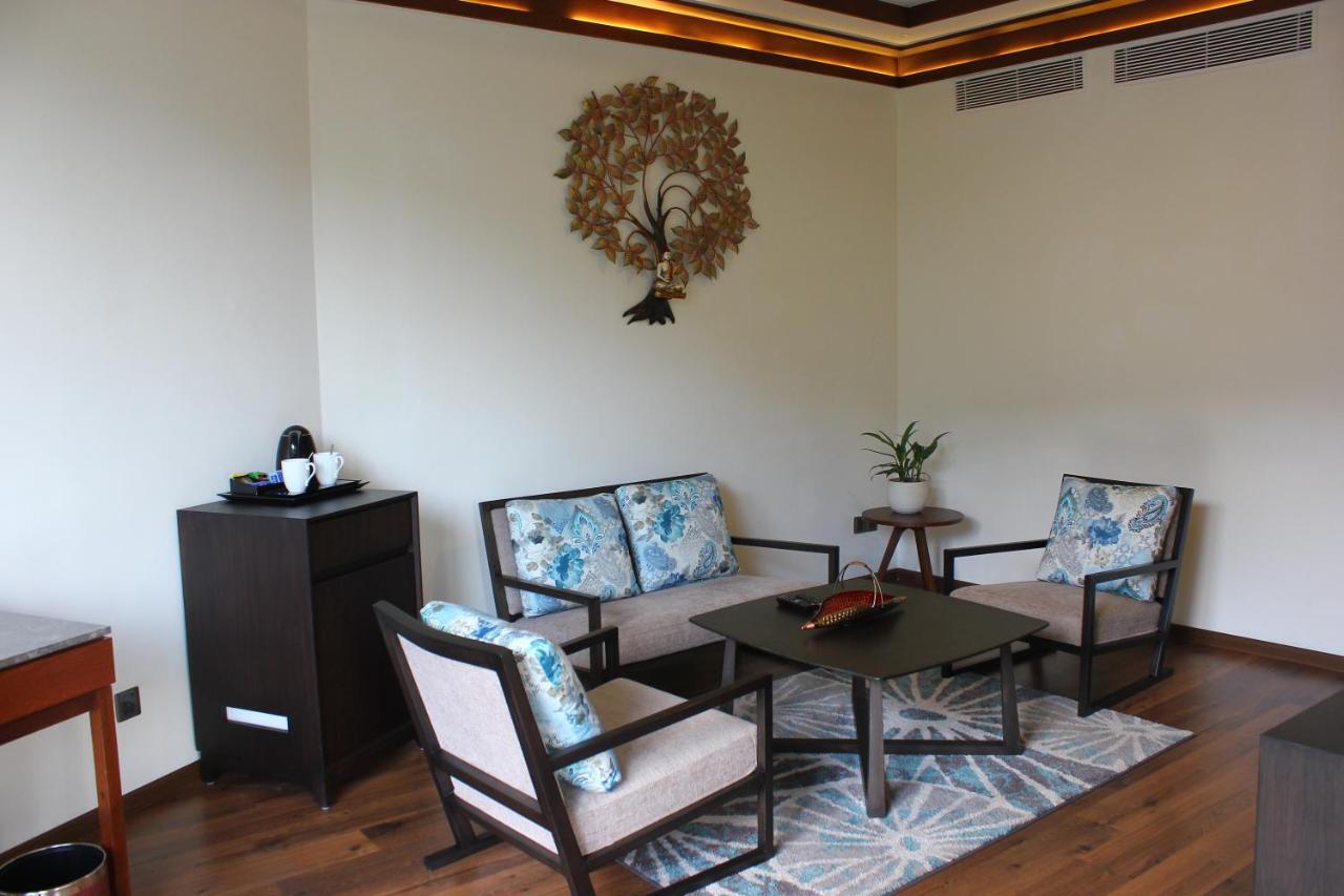 Niraamaya Retreats Samroha Athirappilly Kültér fotó